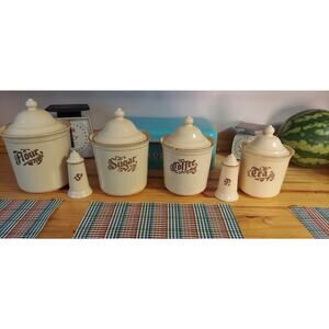 Pfaltzgraff Village Slant Vintange Canister Set With Salt And Pepper Shakers